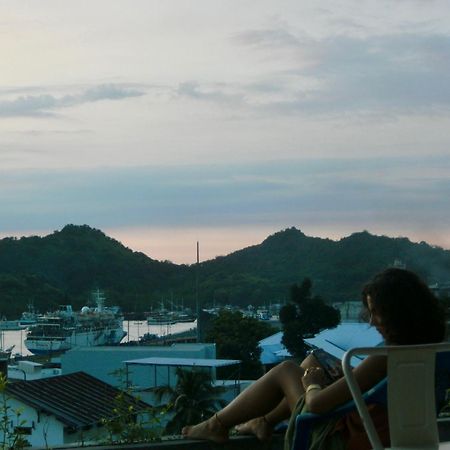 De Nata Vandrarhem Labuan Bajo Exteriör bild